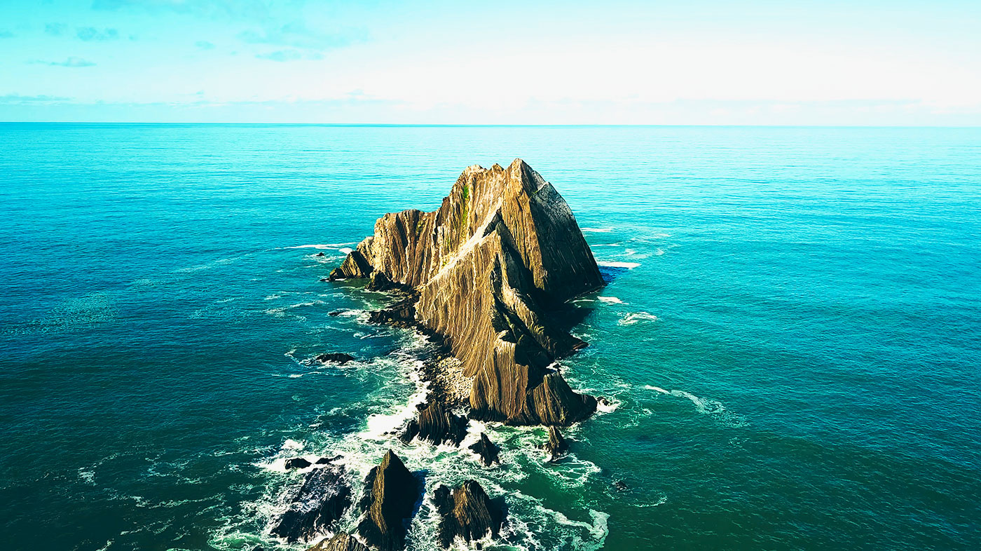 <span class='yzk_title_6477'>Island</span>